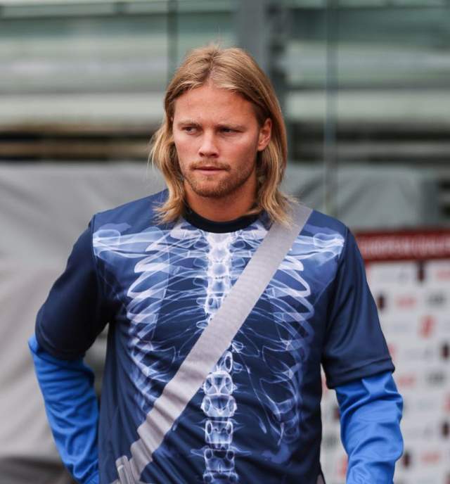 欧洲杯明星《冰岛索尔》走红 现在开始看比赛