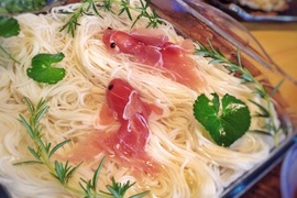太逼真《生火腿金魚》超級適合夏天的清爽料理 太逼真《生火腿金魚》超級適合夏天的清爽料理