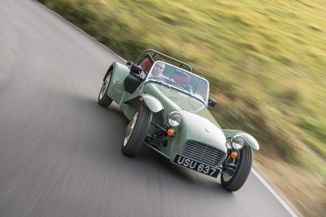 殘酷限量《Caterham Seven Sprint》誕生60周年經典復刻 殘酷限量《Caterham Seven Sprint》誕生60周年經典復刻