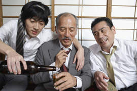 《日本人聚會時的禮儀》連上司們都覺得多餘的禮儀又是哪些? 《日本人聚會時的禮儀》連上司們都覺得多餘的禮儀又是哪些?