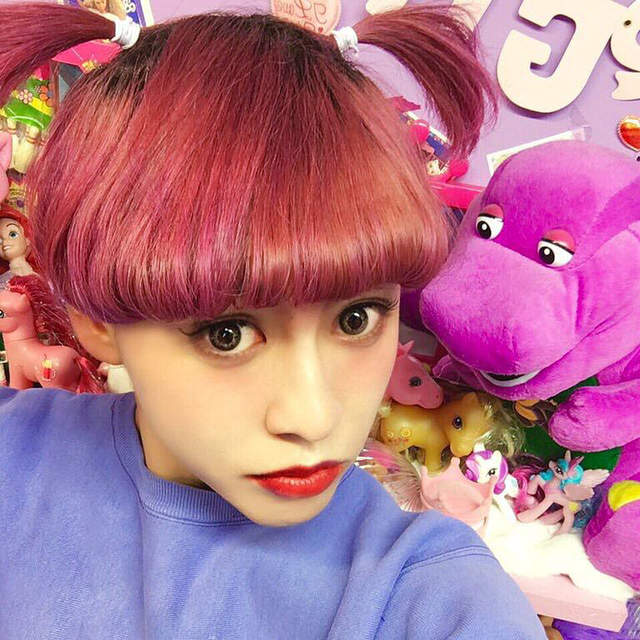 原宿人氣《男大姐店員》毒舌接客風格各地JK粉絲殺到