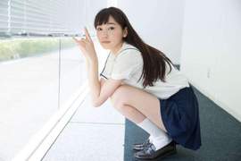 《女高中生的制服裙長調查》短到快露小褲褲的制服裙已經過時!? 《女高中生的制服裙長調查》短到快露小褲褲的制服裙已經過時!?