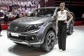 混血皮卡《Fiat Fullback》日內瓦勁裝上身概念秀 混血皮卡《Fiat Fullback》日內瓦勁裝上身概念秀