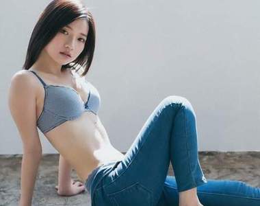 《南りほ小蠻腰的秘密》那些腰圍50、60、70的寫真女星們 《南りほ小蠻腰的秘密》那些腰圍50、60、70的寫真女星們