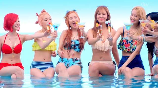 超有感《夏天來臨的徵兆》看到比基尼出現就知道夏天來了