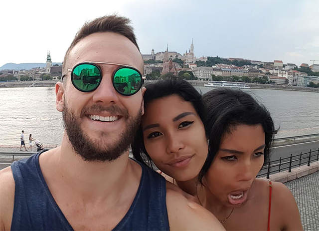 《全景攝影悲劇》只是拍個照卻意外打開地獄的大門 《全景攝影悲劇》只是拍個照卻意外打開地獄的大門