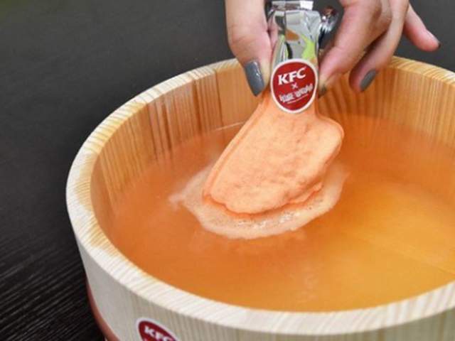 洗完有炸雞香唷《日本肯德基推出炸雞入浴劑》不是整人是真的推出ww