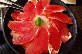 《超像生魚片丼飯的葡萄柚刨冰》你不說我以為是真的阿(´⊙ω⊙`) 《超像生魚片丼飯的葡萄柚刨冰》你不說我以為是真的阿(´⊙ω⊙`)