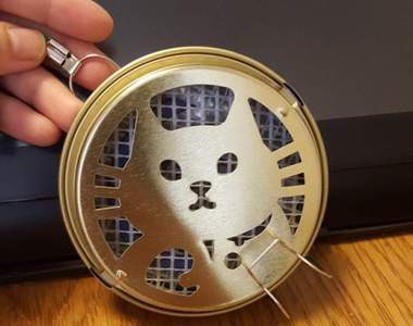 《喵的勒隨身蚊香盒》多了貓咪造型果然有了購買的動力XD 《喵的勒隨身蚊香盒》多了貓咪造型果然有了購買的動力XD