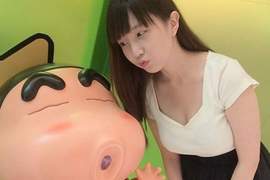 《嘟嘴大胸妹》Lai Shan Ho不只身材好才藝更是一級棒 《嘟嘴大胸妹》Lai Shan Ho不只身材好才藝更是一級棒