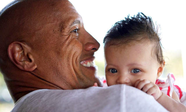 巨石強森《巨石皮卡丘》慶復活節 所以說皮卡丘到底是老鼠還是兔子... 巨石強森《巨石皮卡丘》慶復活節 所以說皮卡丘到底是老鼠還是兔子...