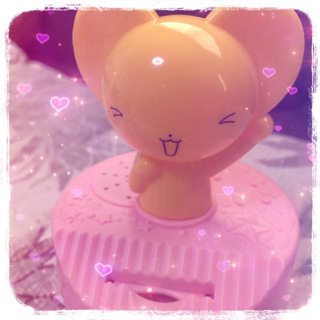 少女漫畫月刊隨書贈《庫洛魔法使發聲小可占卜存錢筒》原來是買存錢筒送月刊啊（大誤）