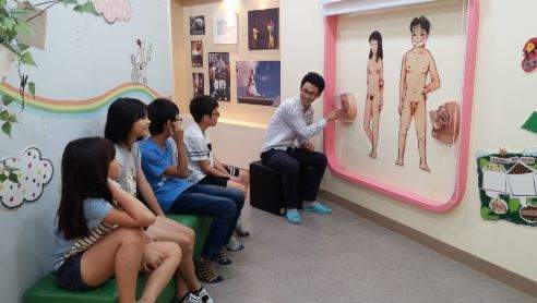 生育率快速下降中《韓國政府推出早點下班日》台灣也....可以跟進嗎