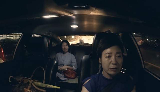 下班後的《告白計程車》老媽....你怎麼在當計程車司機了(驚)
