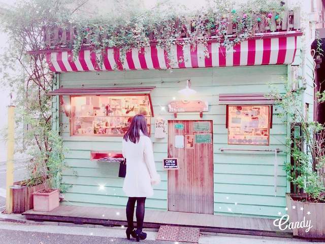 日本東京《吉祥寺繪本風咖啡廳》給人童心的趣味感