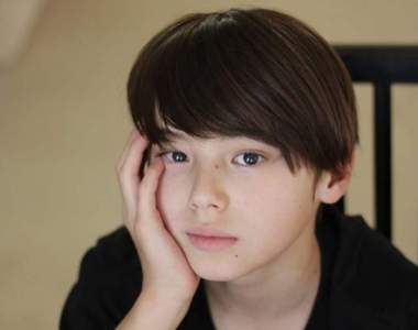 推特瘋傳混血小正太《Alex》隨便任何表情都讓姐姐們融化❤ 推特瘋傳混血小正太《Alex》隨便任何表情都讓姐姐們融化❤