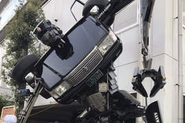 日本《計程車機器人》爆誕 愚人節玩笑成真再+1 日本《計程車機器人》爆誕 愚人節玩笑成真再+1