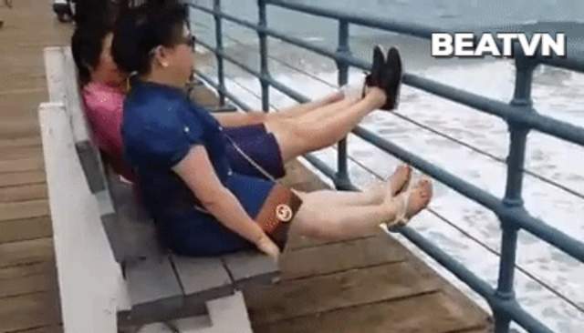 《沒有比較就沒有傷害》無論是智商還是腿的長度都是.... 《沒有比較就沒有傷害》無論是智商還是腿的長度都是....