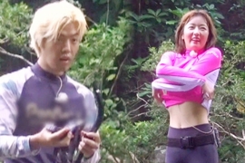 男星騙脫掉比較不冷《apink普美突破演藝最大尺度》旁邊的康男看傻眼w 男星騙脫掉比較不冷《apink普美突破演藝最大尺度》旁邊的康男看傻眼w