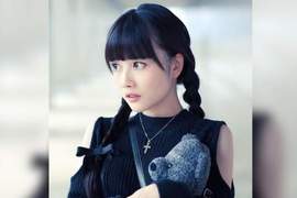 《新人類美少女真喻》雙馬尾加黑毛衣超犯規搭配這樣是可以的嘛❤ 《新人類美少女真喻》雙馬尾加黑毛衣超犯規搭配這樣是可以的嘛❤