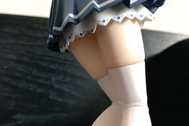 極致膝上襪咬肉《變態設計的櫻井桃華公仔》看著小學生大腿興奮的蘿●控們…… 極致膝上襪咬肉《變態設計的櫻井桃華公仔》看著小學生大腿興奮的蘿●控們……