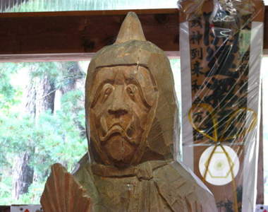 窮神發威《日本窮神神社關閉》沒想到連祭主都難敵窮神強大威力...(苦笑) 窮神發威《日本窮神神社關閉》沒想到連祭主都難敵窮神強大威力...(苦笑)