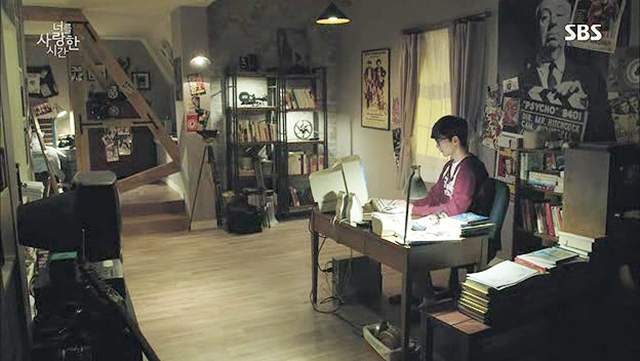 《獨居與住家裡的優缺點》最大的關鍵點還是看你玩心多重（欸）