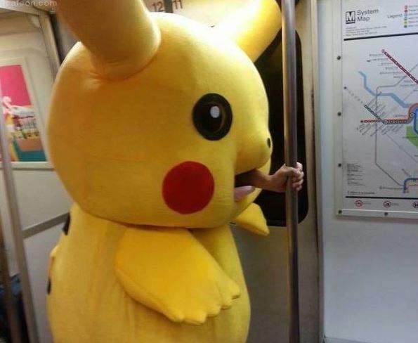 《會留下陰影的玩偶行為》當卡通人物拜託有點使命感阿w