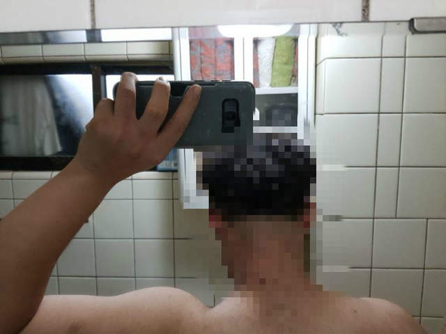 弟弟心血來潮《請姊姊幫忙剪頭髮》果然剪不斷裡還亂