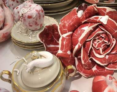 想吃卻無法吃的《生肉藝術品》你無法想像竟然是用__做的生肉... 想吃卻無法吃的《生肉藝術品》你無法想像竟然是用__做的生肉...