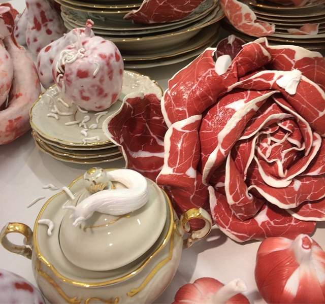 想吃卻無法吃的《生肉藝術品》你無法想像竟然是用＿＿做的生肉...