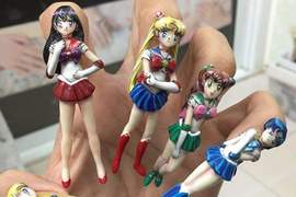 超浮誇《美少女戰士指甲彩繪》還可拆式也太巧思了~ 超浮誇《美少女戰士指甲彩繪》還可拆式也太巧思了~