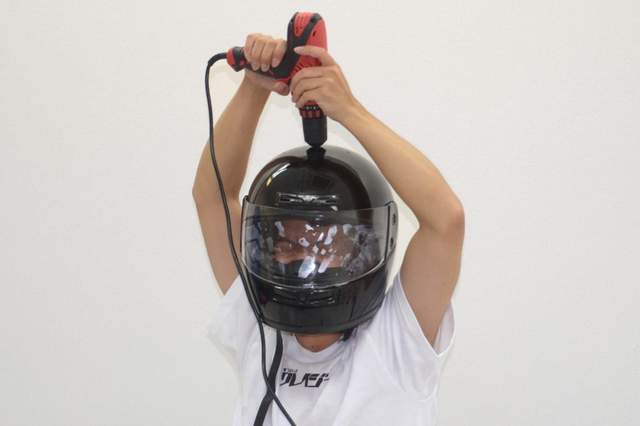 《電鑽自動洗頭機》理想跟現實的差距好大喔XD 《電鑽自動洗頭機》理想跟現實的差距好大喔XD