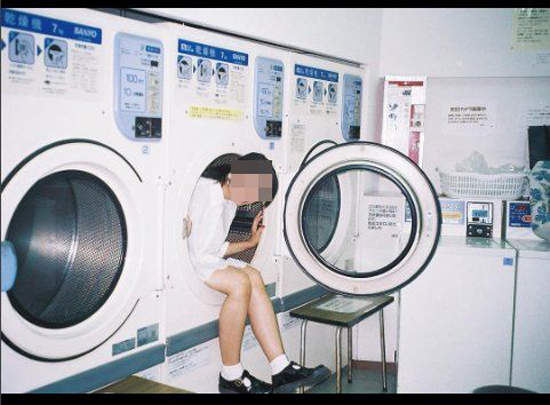 《日本IG亂象》爬進自助洗衣店洗衣機裡拍照的新流行!? 《日本IG亂象》爬進自助洗衣店洗衣機裡拍照的新流行!?