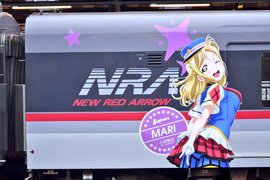 LL Sunshine痛電車活動《人物彩繪的位置好尷尬》巨乳縮起來又浮出來…… LL Sunshine痛電車活動《人物彩繪的位置好尷尬》巨乳縮起來又浮出來……