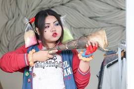 可愛又爆笑的《低成本Cosplay》女神 Sine Benjaphorn 來啦~ 可愛又爆笑的《低成本Cosplay》女神 Sine Benjaphorn 來啦~
