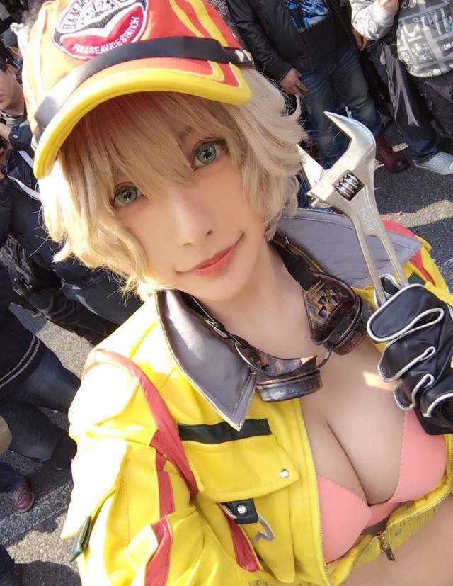 性感十足的《泉れおな》Cosplay神還原 Final Fantasy 15 修車妹