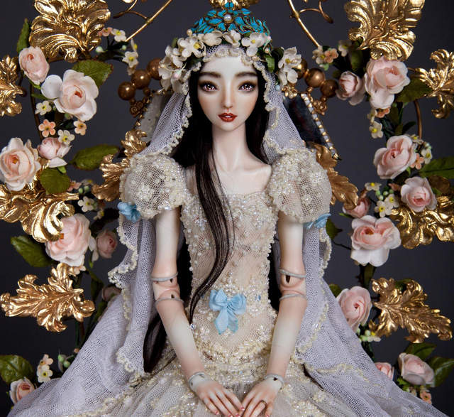 范冰冰收到的《30萬美金求婚娃娃》到底有多美呢? 范冰冰收到的《30萬美金求婚娃娃》到底有多美呢?