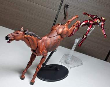 日本玩具公司製作的《自在置物馬着彩》正在韓國大風靡 日本玩具公司製作的《自在置物馬着彩》正在韓國大風靡