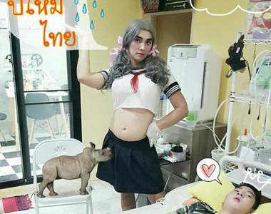 淚崩《泰國帥爸有時cosplay有時穿女裝扮醜》只為搏癱瘓愛子一笑 淚崩《泰國帥爸有時cosplay有時穿女裝扮醜》只為搏癱瘓愛子一笑