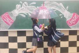 日本女生瘋IG《黑板畫變拍照熱點》文化祭也要拍出可愛美照♥ 日本女生瘋IG《黑板畫變拍照熱點》文化祭也要拍出可愛美照♥