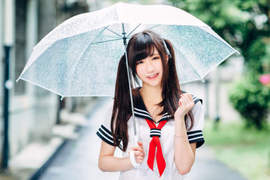 《撐傘露鳥癡漢》女高中生發現時那一組牲禮已經掏出來了 《撐傘露鳥癡漢》女高中生發現時那一組牲禮已經掏出來了