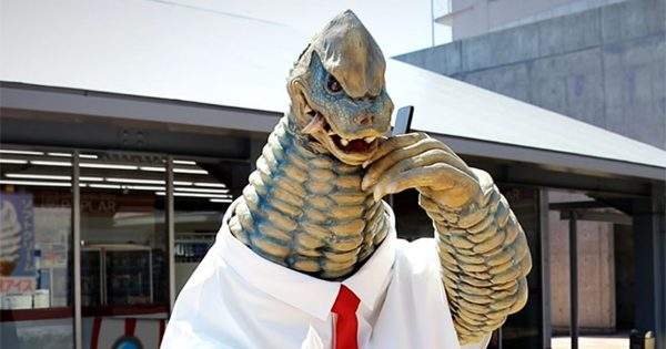 《大怪獸的社畜日常》曾經稱霸一方如今變成了地方公司的小職員QQ