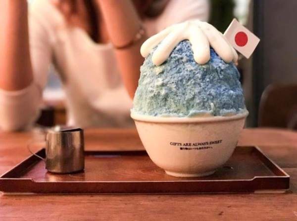 泰國《White Day Patisserie富士山刨冰》讓你用嘴攻頂富士山~ 泰國《White Day Patisserie富士山刨冰》讓你用嘴攻頂富士山~