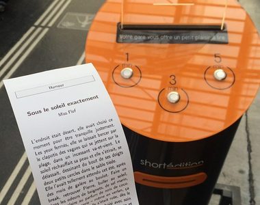 法國車站《免費故事自動販賣機》讓等車的人不無聊 法國車站《免費故事自動販賣機》讓等車的人不無聊