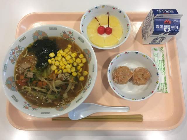 《日本人最愛的營養午餐菜單》長大後也難忘的人氣料理究竟是？ - 圖片4