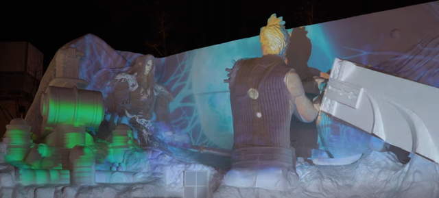 《FF7巨大雪像》克勞德決戰賽菲羅斯 光雕投影驚見神秘訊息… 《FF7巨大雪像》克勞德決戰賽菲羅斯 光雕投影驚見神秘訊息…