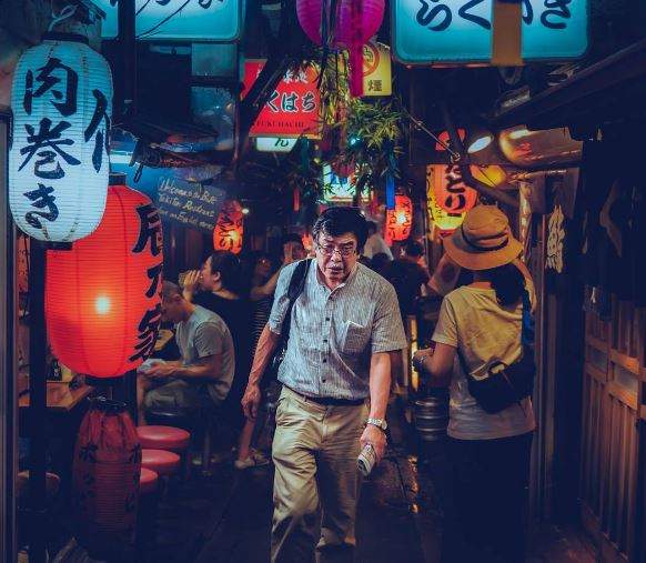 走過日本跟韓國《充滿電影風格的攝影師》台灣觀光局可以找他嗎