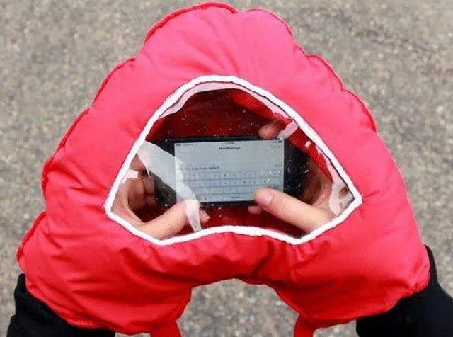 讓韓國網友大驚奇的《Tahka防寒手套》是說這個跟風是不是有點太lag?(欸) 讓韓國網友大驚奇的《Tahka防寒手套》是說這個跟風是不是有點太lag?(欸)