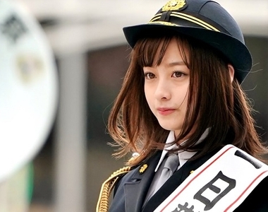 逆天美顏《橋本環奈擔任一日署長宣傳請勿酒駕》透明系天使降臨❤ 逆天美顏《橋本環奈擔任一日署長宣傳請勿酒駕》透明系天使降臨❤